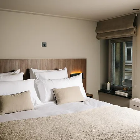 Blink Hotel *