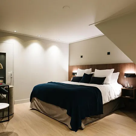 Blink Hotel